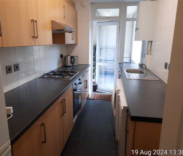 Student Properties to Let - Photo 1