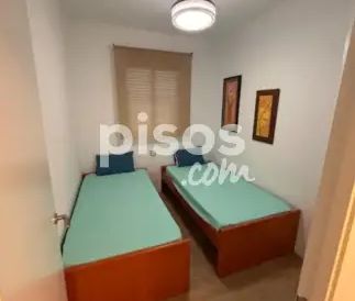 Casa pareada en alquiler en Calle La Palma - Photo 4