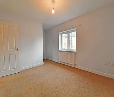 Fairfield Hill, Stowmarket, IP14 - Photo 4