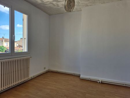 Location maison 4 pièces, 80.00m², Carcassonne - Photo 4