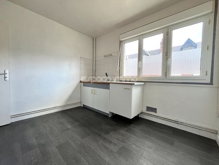 Location Appartement 2 pièces 50m² NOTRE DAME DE BONDEVILLE 76960 - Photo 3