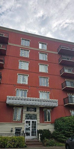 Condo 4 1/2 lumineux for rent - Photo 1