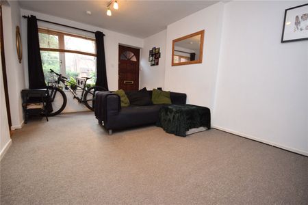 18, Walesby Court, Leeds, West Yorkshire, LS16 6RX - Photo 2