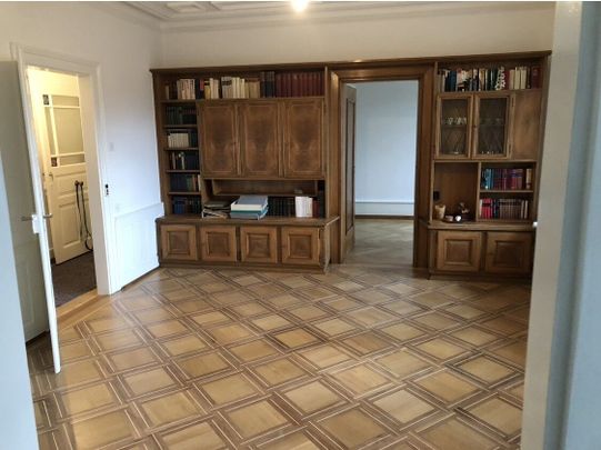 Charming 4-room apartment with balcony and historic charm in an ideal location in Olten - Foto 1