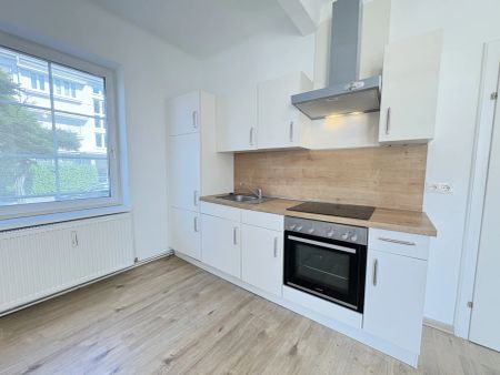 Sonnig, zentrumsnah, 2-Zimmer-Wohnung! - Foto 4