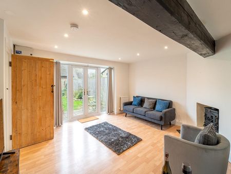 Hollow Furlong - Photo 2