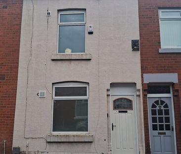 2 Bed Terraced House, Scotland Street, M40 - Photo 4