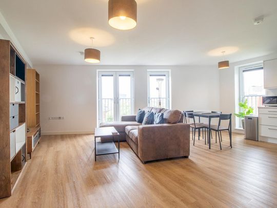 Bell Street - Photo 1