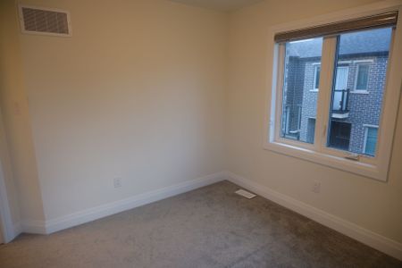 For Lease - 111 Thomas Frisby Jr Crescent, Markham, Ontario - Photo 5