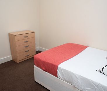 Room in a Shared House, Fairfax Road, N8 - Photo 1