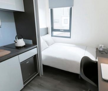 Studio to rent - Photo 4