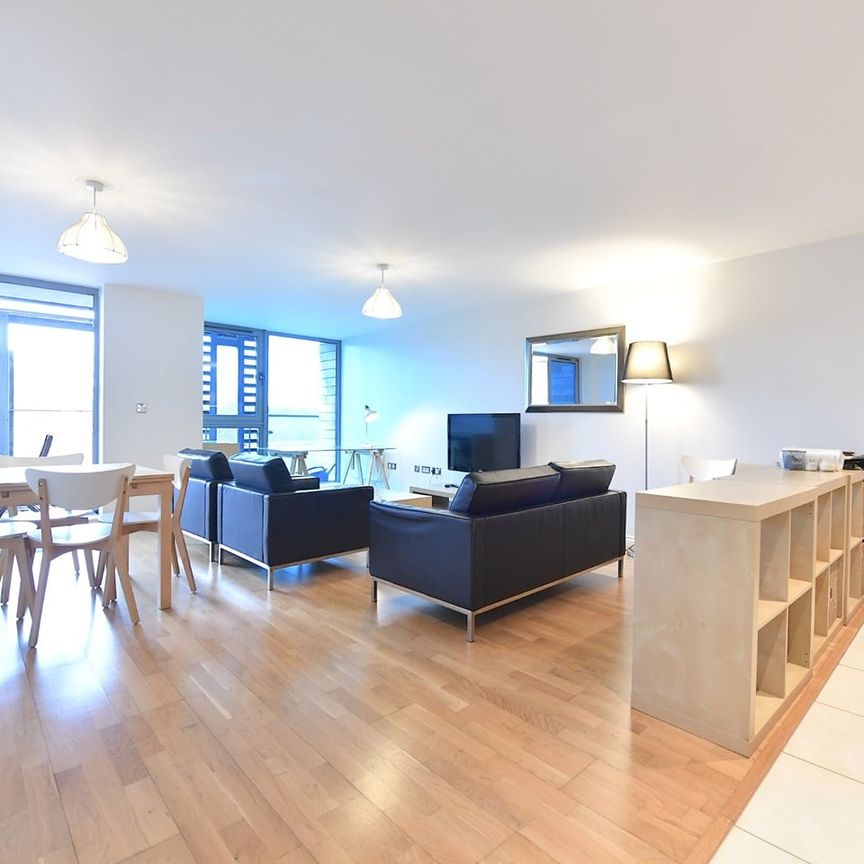 2 Bed Flat, Star Wharf, NW1 - Photo 1