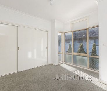 2/70 Kororoit Creek Road, Williamstown - Photo 1