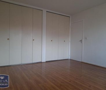 Location Appartement 4 pièces 85m² GRENOBLE 38000 - Photo 2