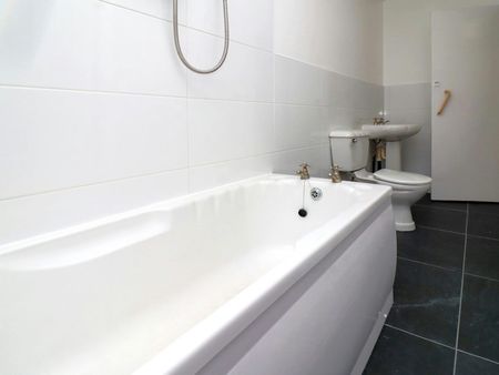 Hawthorne Street, Leicester, LE3 - Photo 3