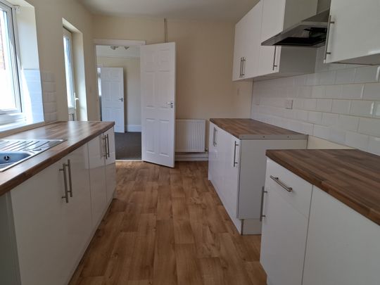 Wintringham Road, Grimsby - Photo 1