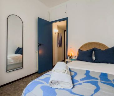 Rooms for rent in 3-bedroom apartment in Gràcia - Photo 6