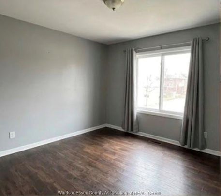 For Lease - 526 JOSEPHINE, Windsor, Ontario - Photo 1