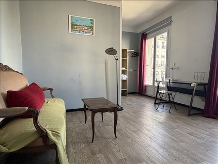1 pièce - Meublé - 30,28 m² - 2ème étage - Colocation non autorisée - Photo 2
