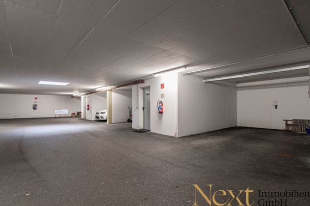 Gepflegte 3-Zimmer-Wohnung inkl. Einbauküche, Terrasse und Garage in Traun zu vermieten! - Photo 1