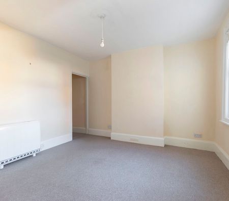 Croft Street, Cheltenham GL53 0ED - Photo 2