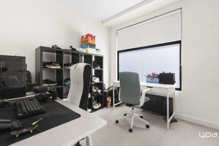 “Modern Comfort in Vibrant Brunswick West” - Photo 3