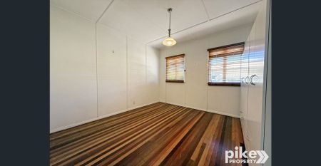 Two Bedroom Cottage - Photo 4