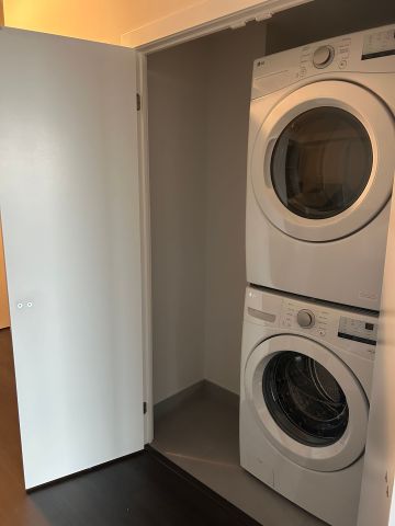 For Lease - 430 Square One Drive Unit# 912, Mississauga, Ontario - Photo 3