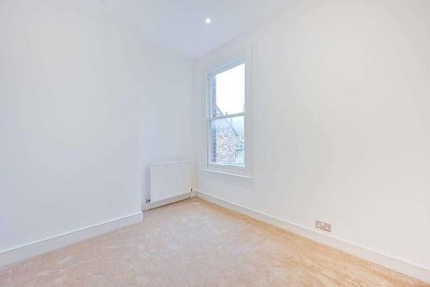 Turnham Green Terrace, Turnham Green, W4 - Photo 1