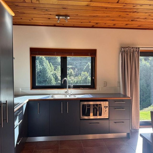 Peaceful Rural 1BR Kaimai Kottage in Lower Kaimai - Photo 1