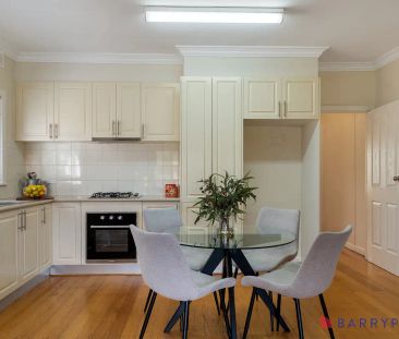 “RENOVATED 3 BEDROOM HOME IN THE HEART OF RESERVOIR” - Photo 4