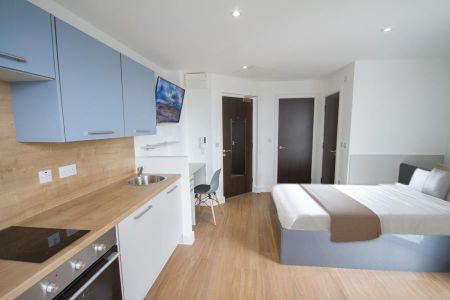 Studio to rent - Photo 5