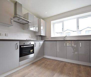 Peel Close, Tatling End, Gerrards Cross,SL9 - Photo 4