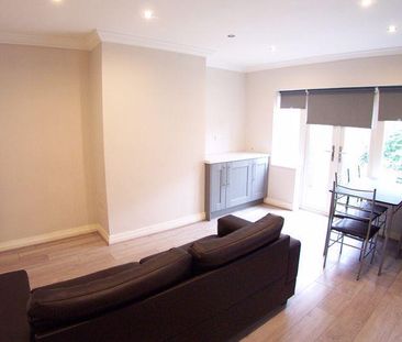 3 bedroom semi-detached house to rent - Photo 1