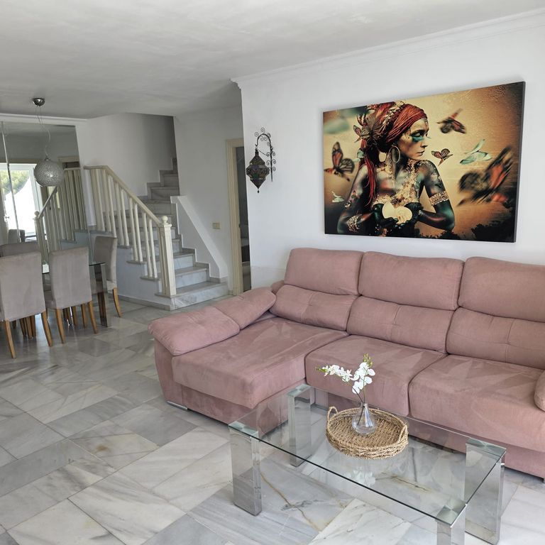 3 bedroom luxury penthouse for rent in Marbella, Andalusia - Photo 1