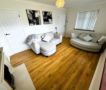 3 bedroom semi-detached house to rent - Photo 2