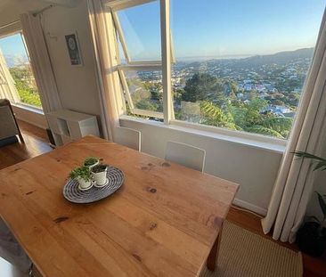 Spacious 5-Bedroom Furnished House in Northland - Photo 1