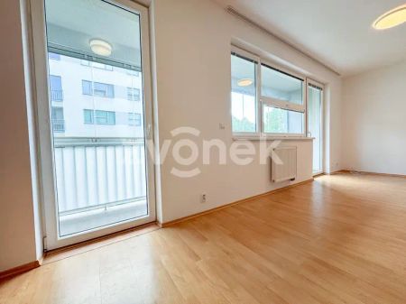 1+kk Zlín - Březnická, velká terasa, ihned - Photo 2