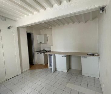 Location Appartement 1 pièce 15m² AIX EN PROVENCE 13100 - Photo 1