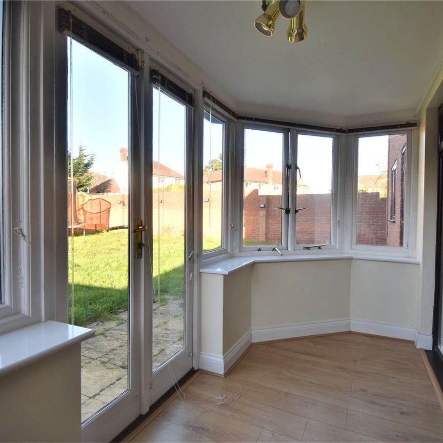 5 bedroom house to rent - Photo 1