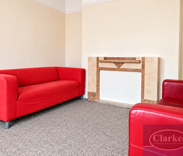 4 bedroom detached house to rent - Photo 1