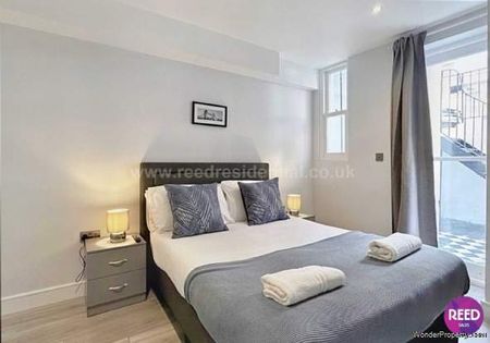 2 bedroom property to rent in London - Photo 3