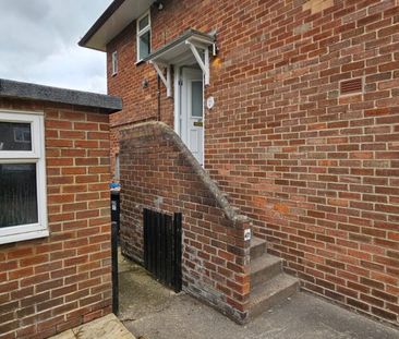 Woodfield Avenue, Harrogate, HG1 4LU - Photo 6
