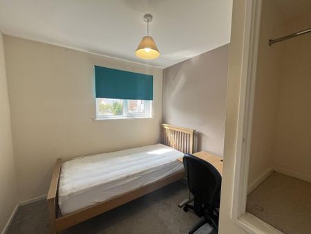 1 bedroom semi-detached house to rent - Photo 5