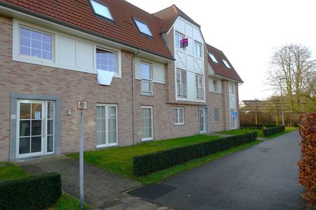 Rustig gelegen dakappartement met garagebox - Photo 3