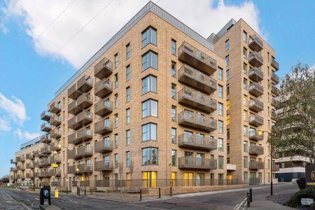 Presenting this brand new 2 bedroom apartment, set moments away from the river. - Photo 4