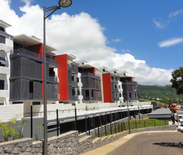 Location Appartement 2 pièces 43m² ST DENIS 97400 - Photo 5