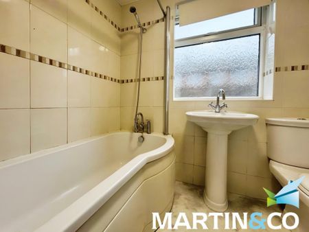 2 bedroom terraced house to rent - Photo 2