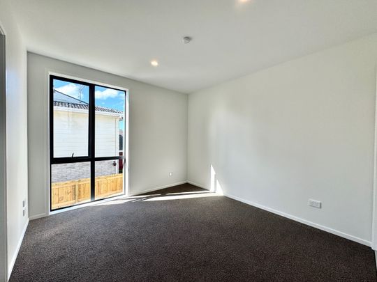 Unit 2, 39 Omana Road, Papatoetoe, Auckland - Photo 1