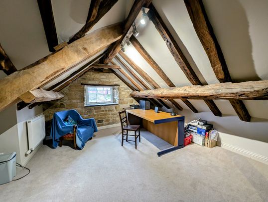 5 bedroom semi-detached house to rent - Photo 1
